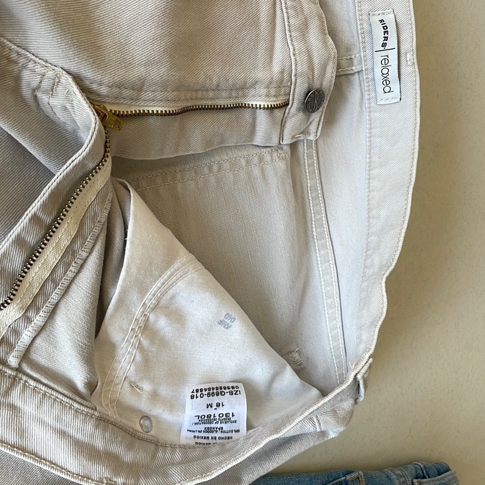 Lee Relaxed Jeans Size 16